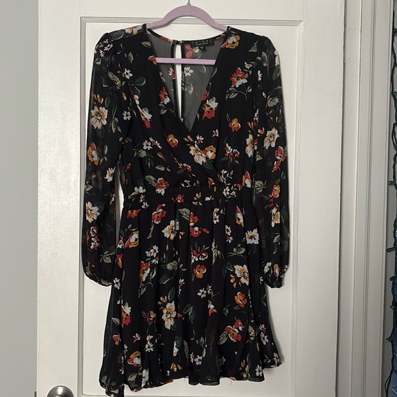 Sheer floral wrap dress - Picture 1 of 5